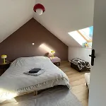 La Maison De L'oree De La Foret Дом отдыха Hasnon