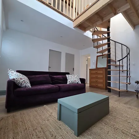 La Maison De L'oree De La Foret 度假居 *
