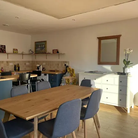 Vakantiehuis La Maison De L'oree De La Foret Hasnon